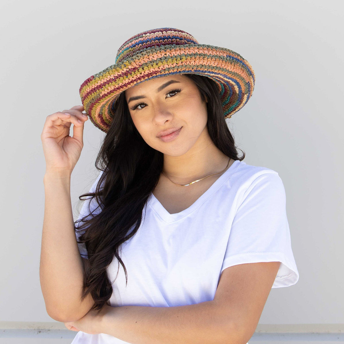 Crocheted raffia kettle brim hat in mixed brights